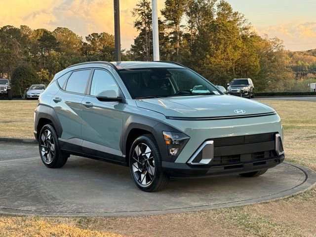 Used 2025 Hyundai Kona SEL image 9