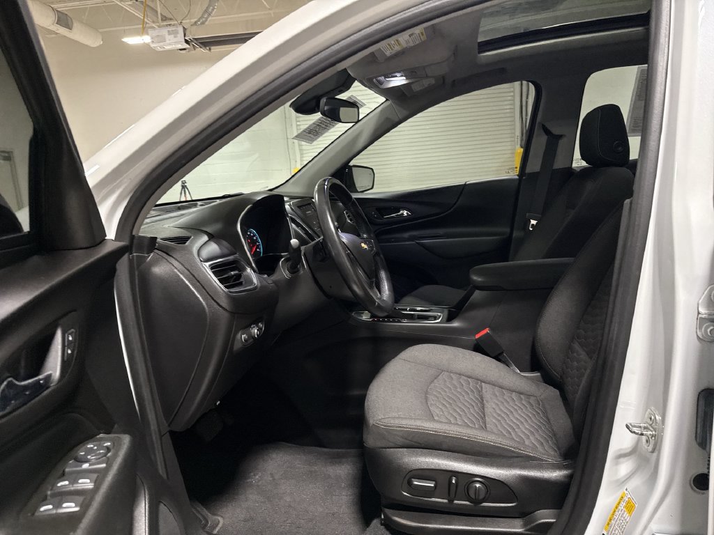 Used 2021 Chevrolet Equinox LT FWD image 20