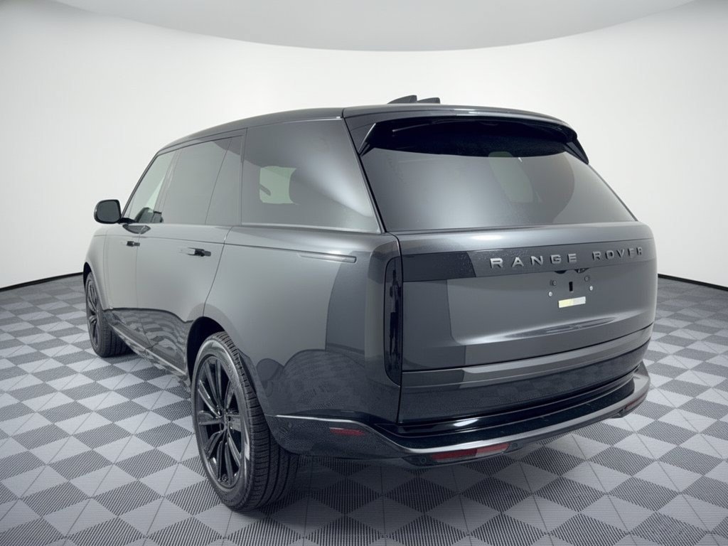 New 2027 Land Rover Range Rover Long Wheelbase SE AWD/4WD image 3