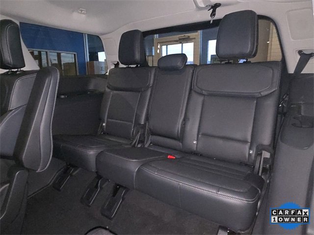 Used 2025 Ford Expedition Platinum image 24