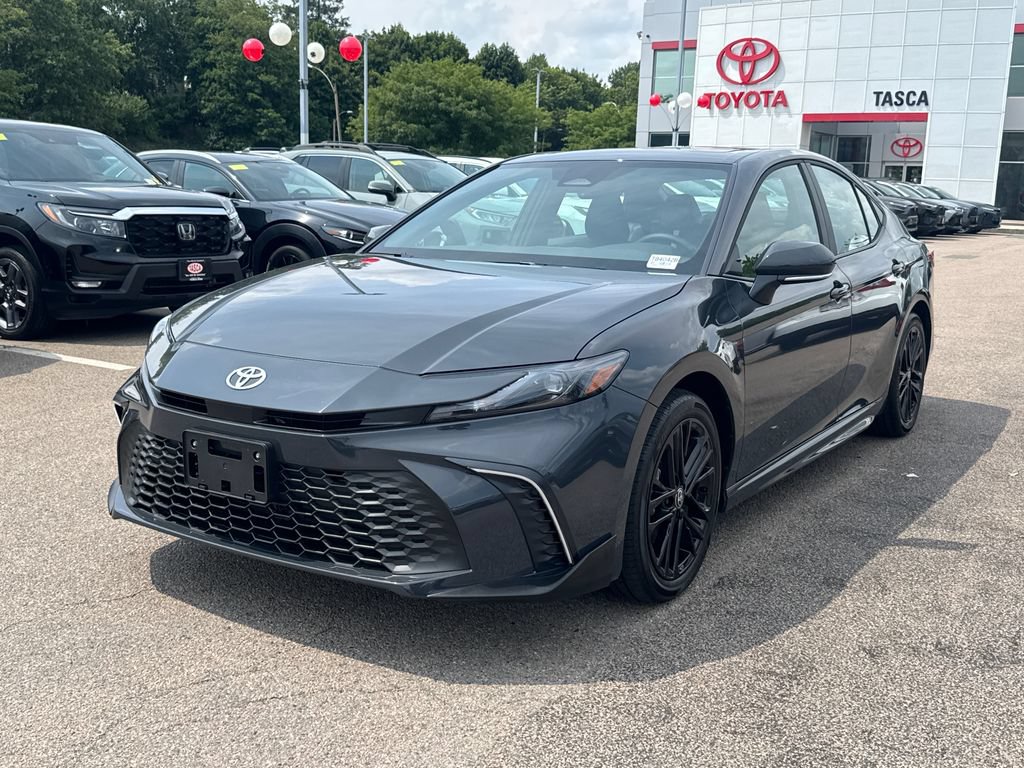 Used 2026 Toyota Camry SE w/ Convenience Package AWD/4WD image 4