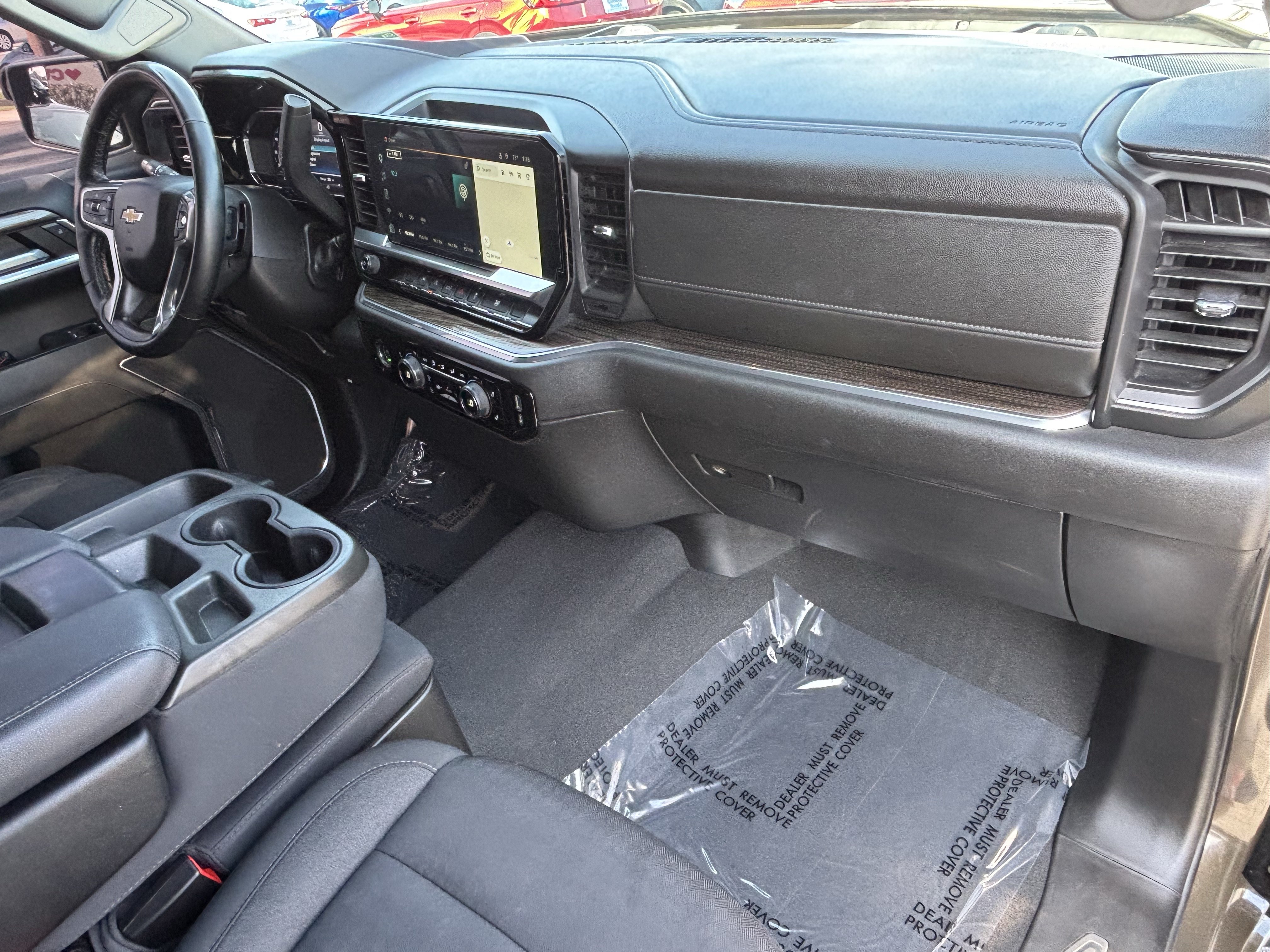 Used 2023 Chevrolet Silverado 1500 LT AWD/4WD image 8