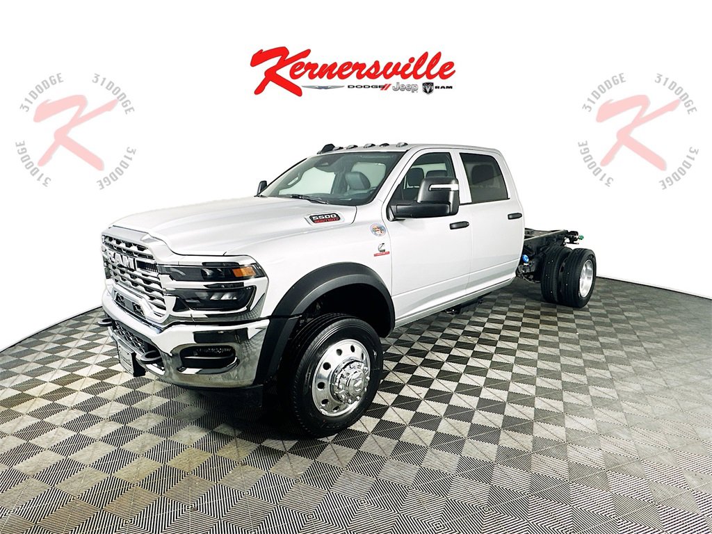 New 2025 RAM 5500 Tradesman image 3