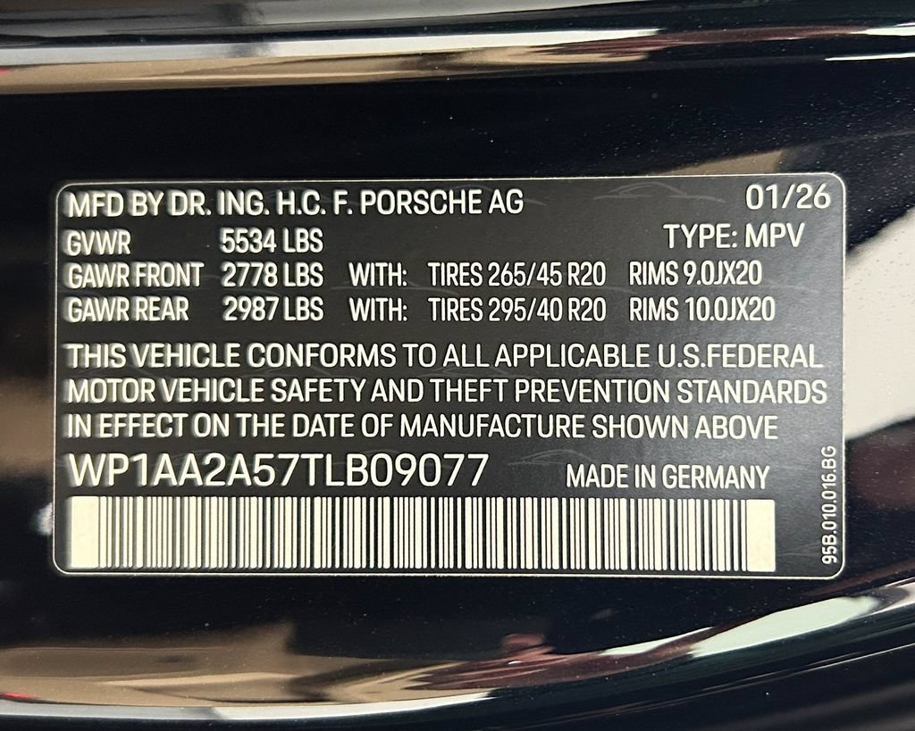 New 2026 Porsche Macan AWD/4WD image 31