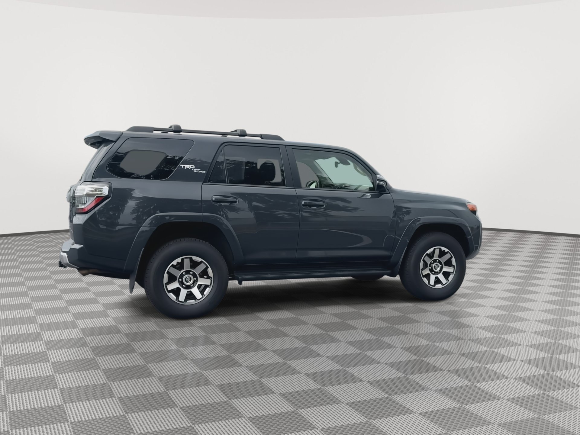 Used 2024 Toyota 4Runner TRD Off-Road Premium AWD/4WD image 9