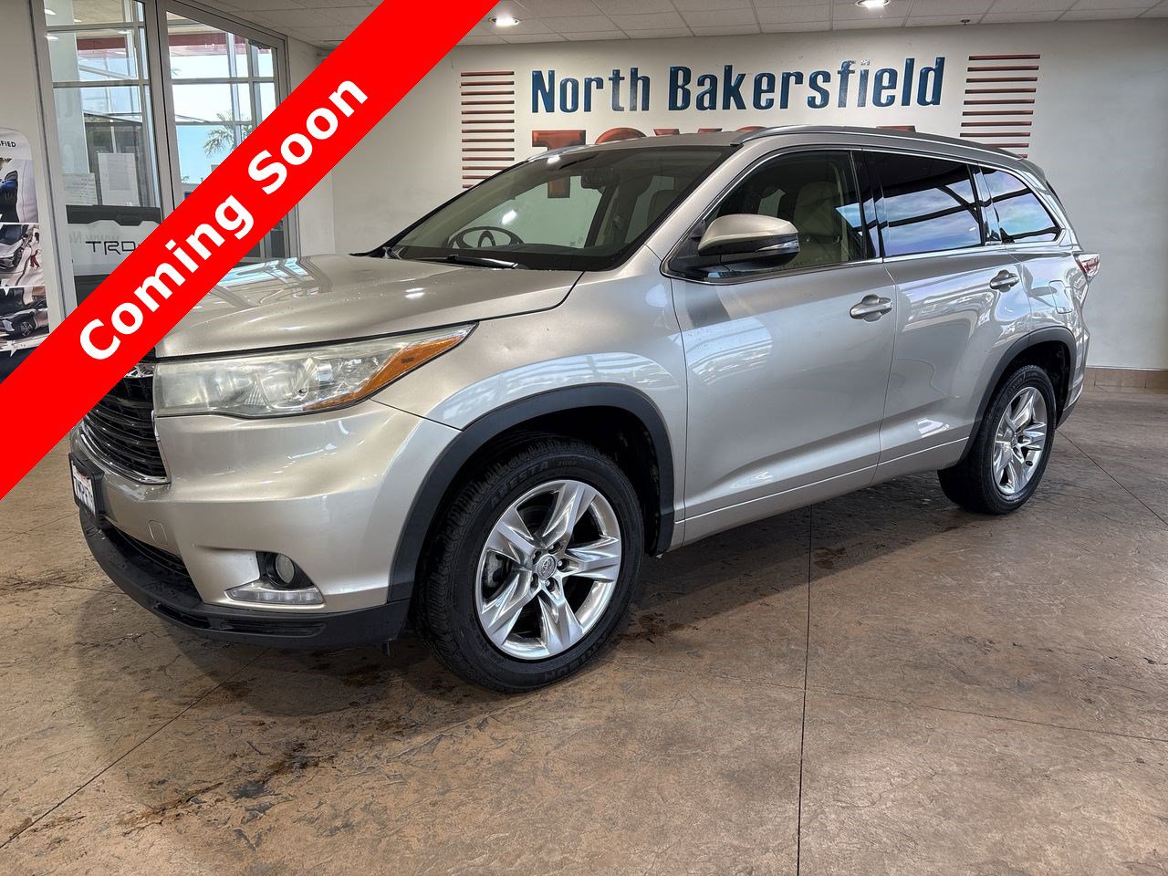 Used 2015 Toyota Highlander Limited FWD image 1