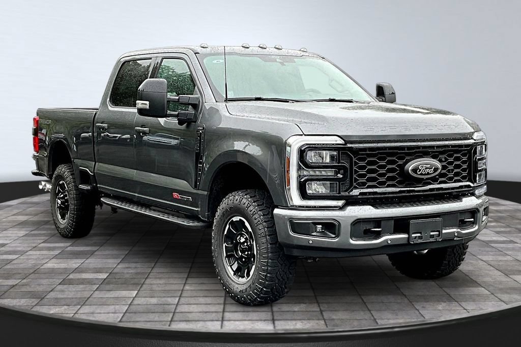 New 2026 Ford F250 Lariat w/ Tremor Off-Road Package