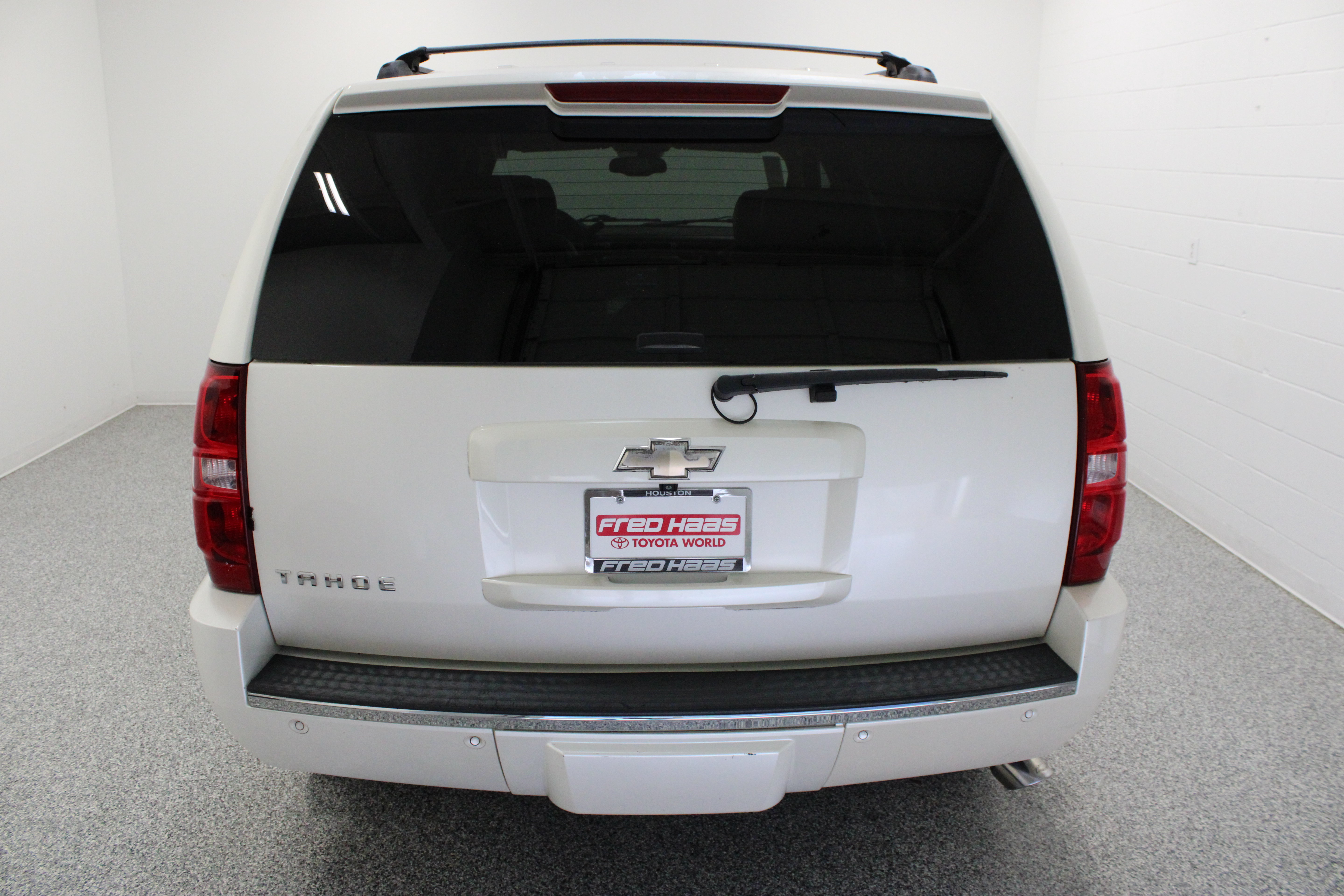 Used 2009 Chevrolet Tahoe LTZ RWD image 8