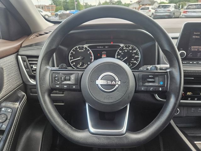 Used 2023 Nissan Rogue SV AWD/4WD image 22