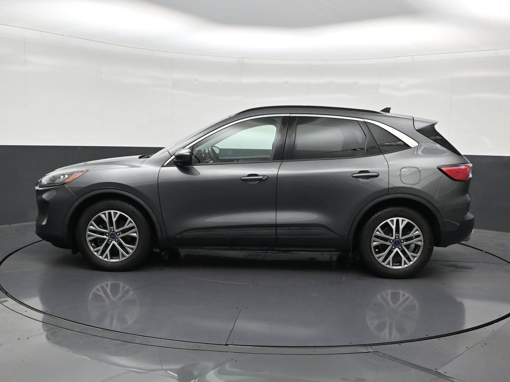 Used 2022 Ford Escape SEL FWD image 2