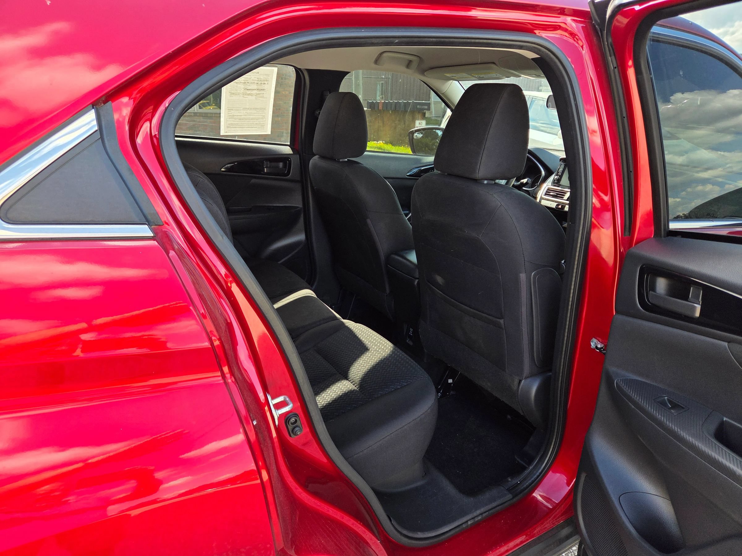Used 2020 Mitsubishi Eclipse Cross ES FWD image 18