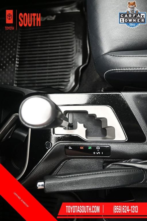 Used 2017 Toyota RAV4 Limited image 17