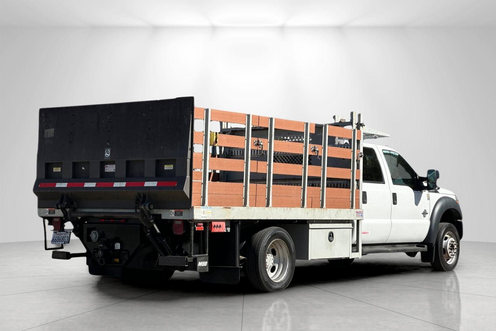 Used 2013 Ford F550 2WD Crew Cab Super Duty w/ Payload Upgrade Pkg image 3