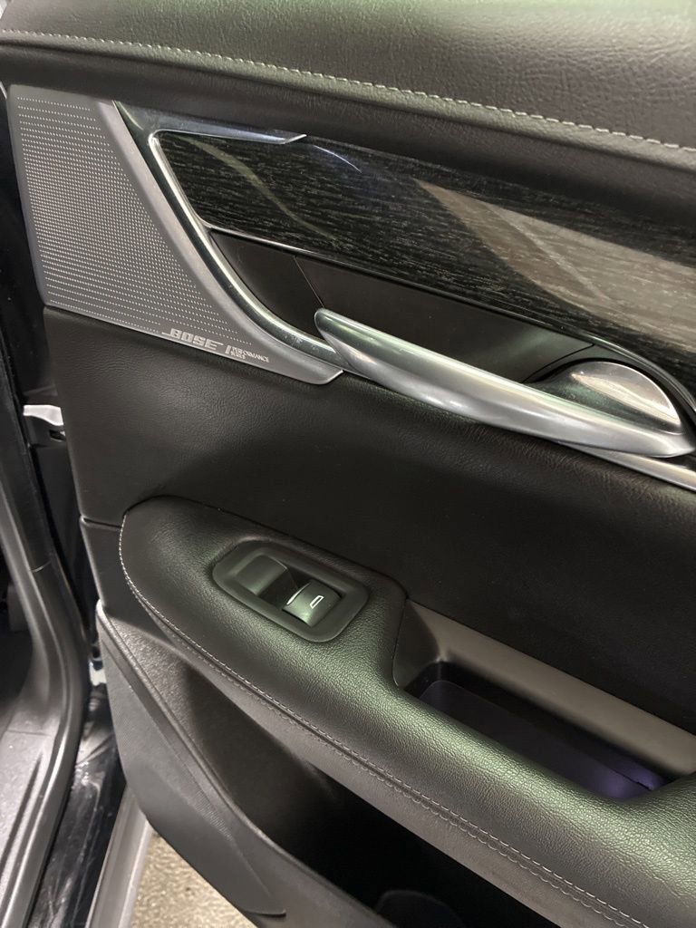 Used 2021 Cadillac XT5 Premium Luxury image 19