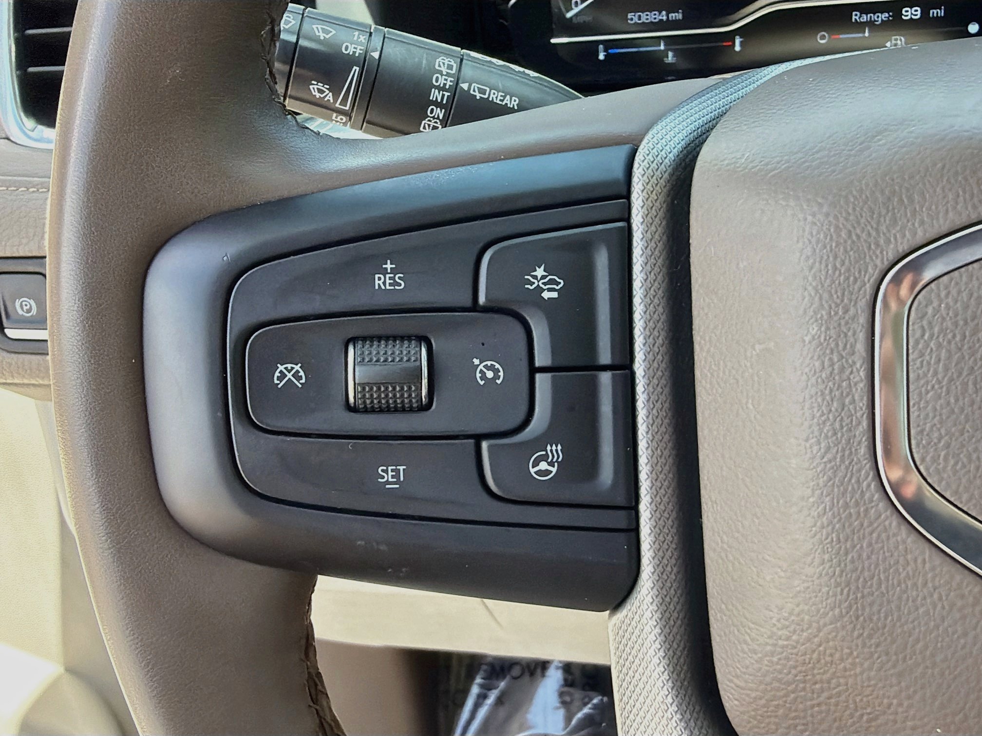 Used 2023 GMC Yukon Denali AWD/4WD image 40