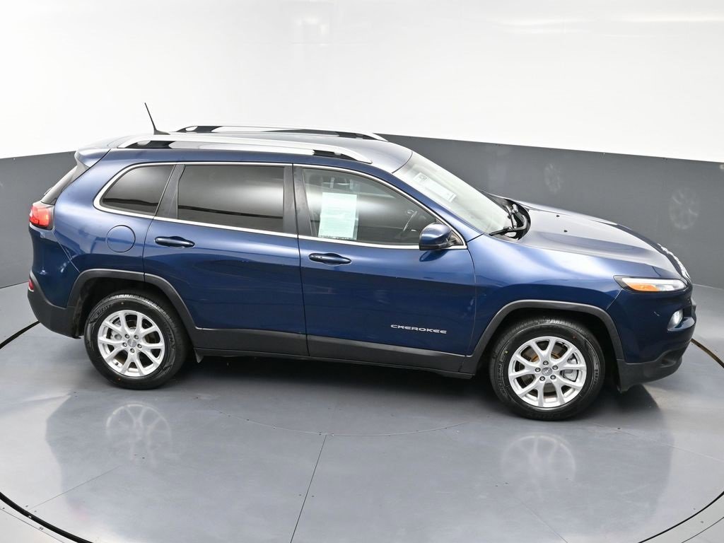 Used 2018 Jeep Cherokee Latitude Plus image 46