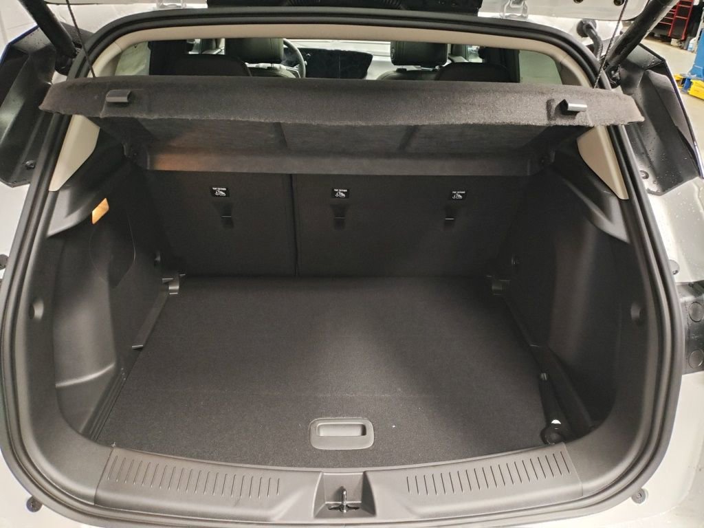 New 2026 Buick Encore GX Avenir w/ Avenir Technology Package image 15