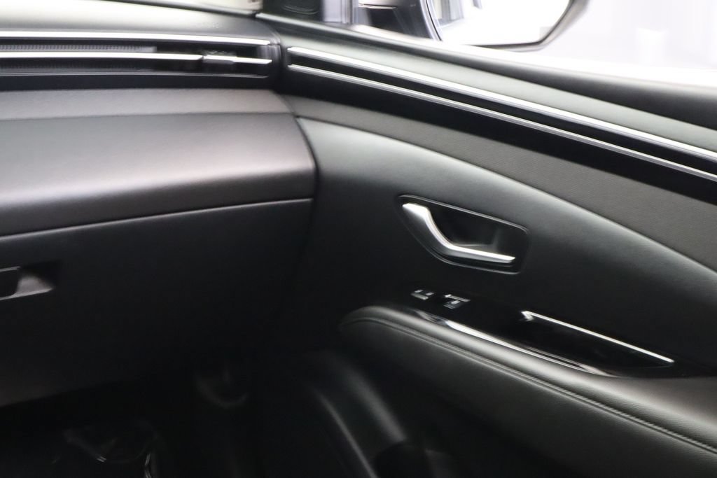 Used 2023 Hyundai Tucson Limited FWD image 30