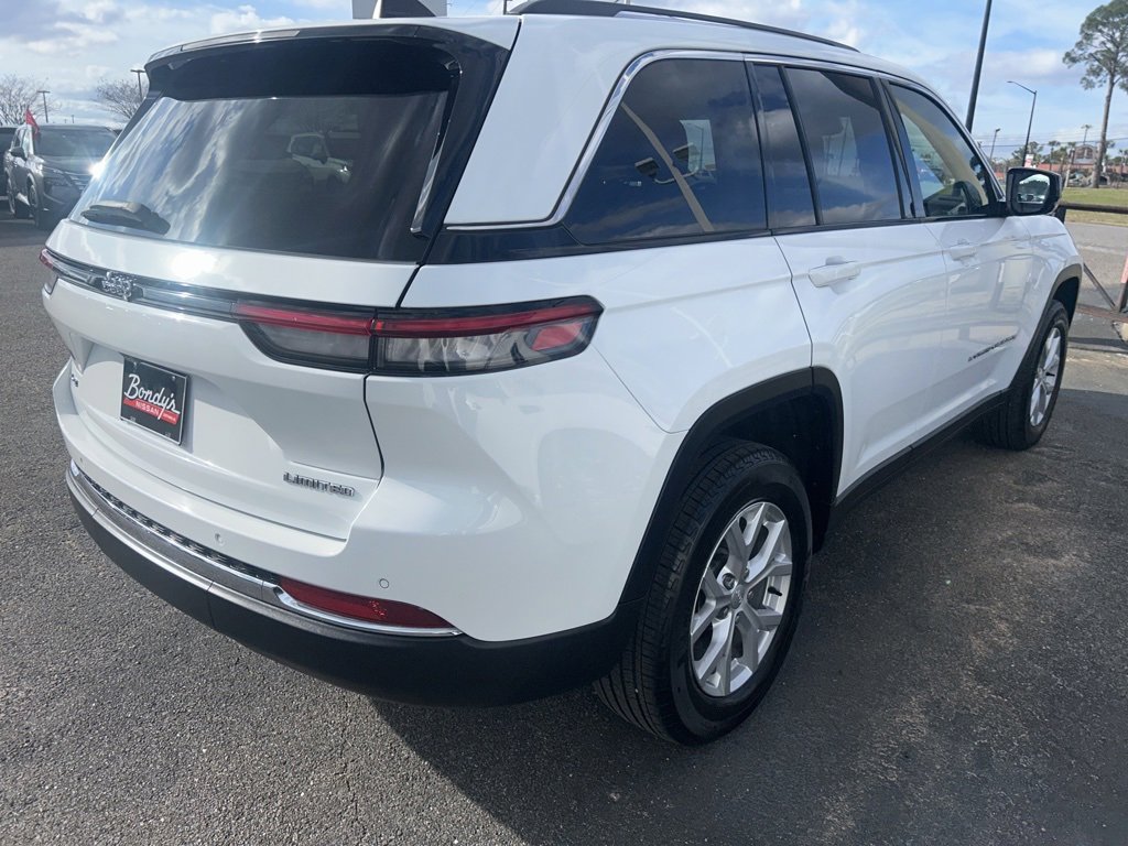 Used 2023 Jeep Grand Cherokee Limited image 12