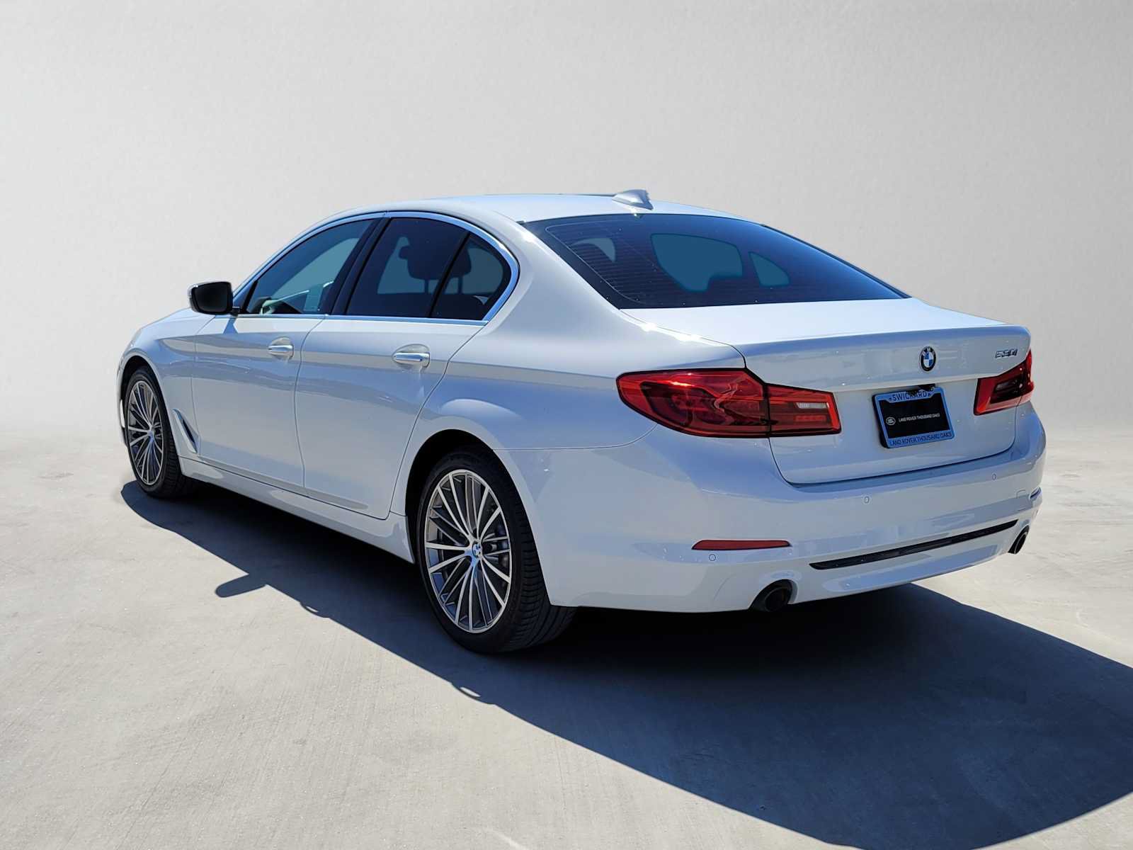 Used 2018 BMW 530i RWD image 10