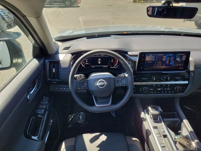 New 2026 Nissan Pathfinder Platinum w/ Cargo Package image 23