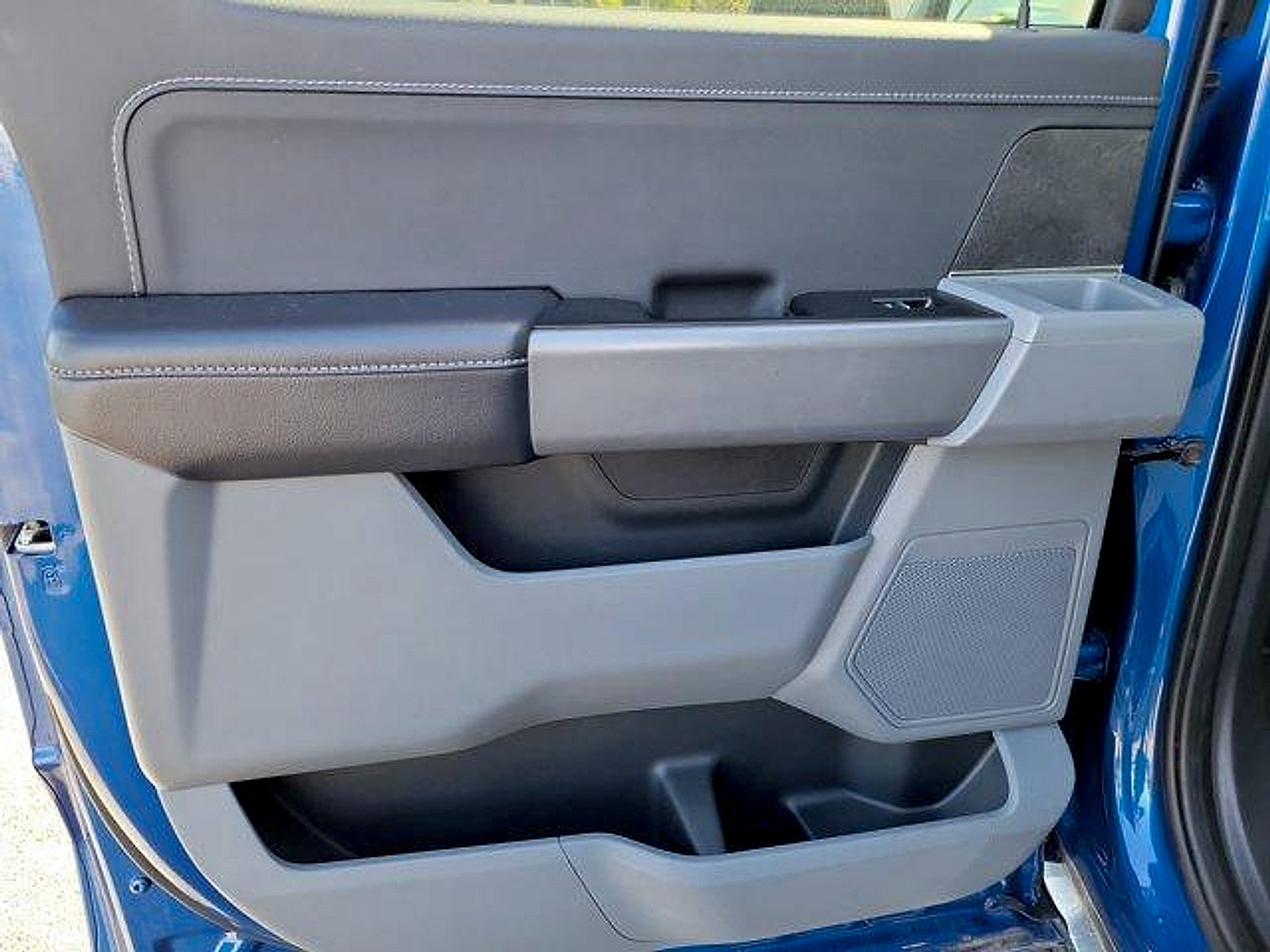 Used 2025 Ford F150 XLT w/ Equipment Group 301A Standard AWD/4WD image 19