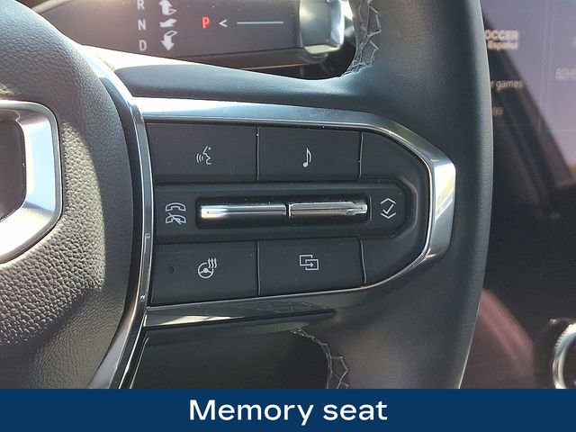 Used 2024 GMC Sierra EV Denali AWD/4WD image 8