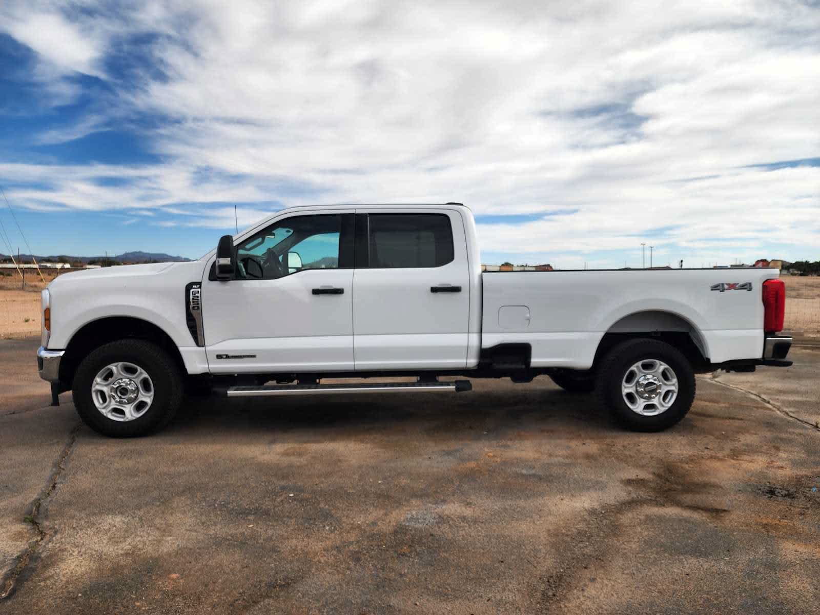 Used 2025 Ford F250 XLT AWD/4WD image 8