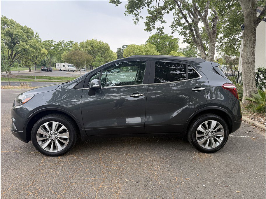 Used 2017 Buick Encore Preferred image 4