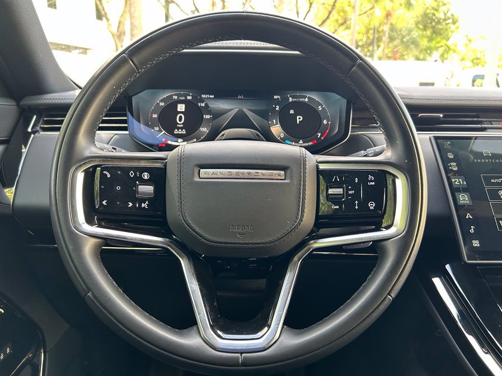 Used 2025 Land Rover Range Rover Sport SE AWD/4WD image 17