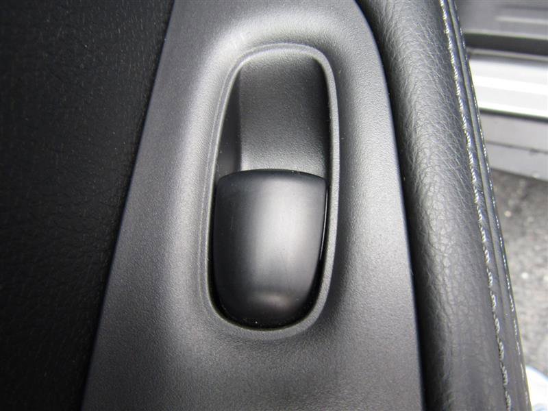 Used 2016 Nissan Rogue S image 27