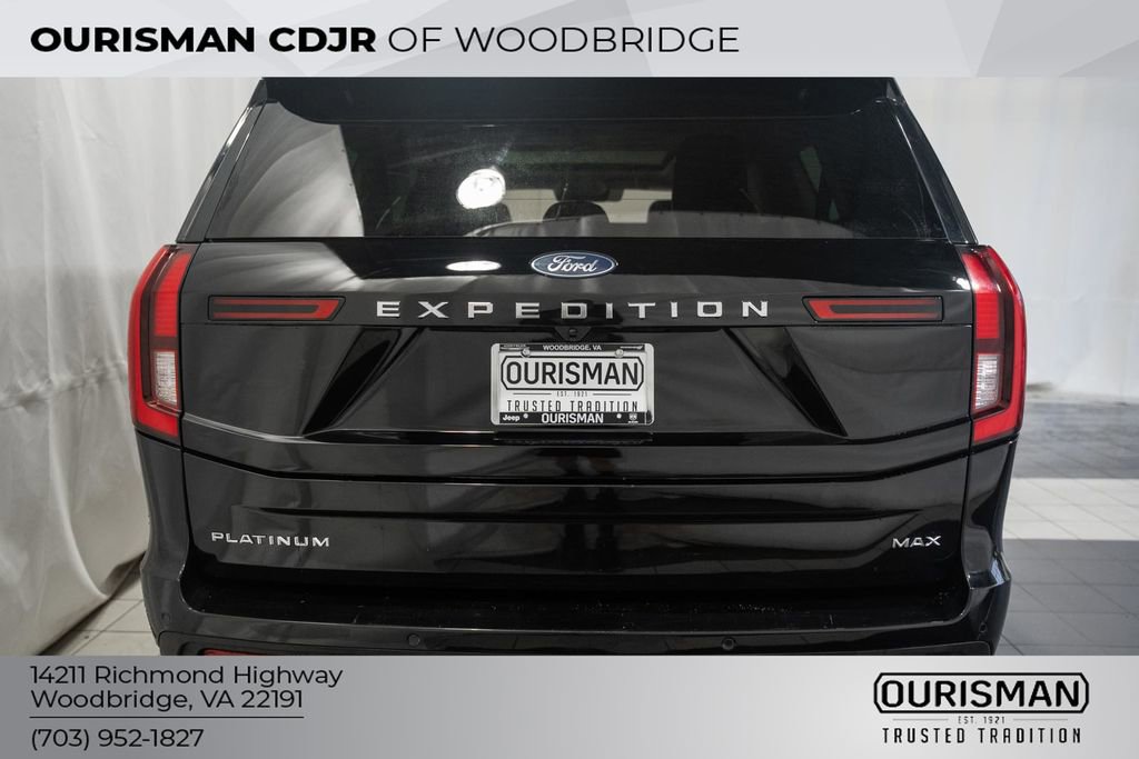 Used 2025 Ford Expedition Max Platinum AWD/4WD image 6