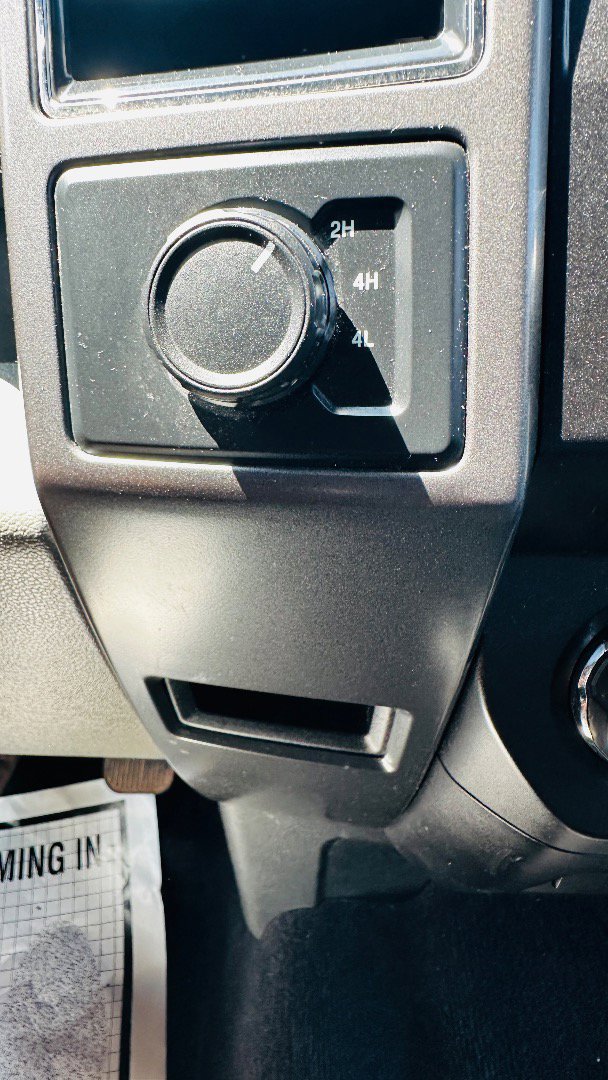 Used 2017 Ford F150 XLT image 27