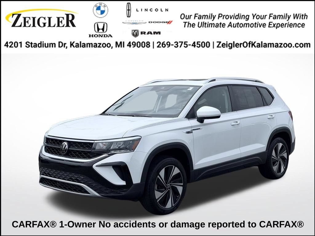 Used 2024 Volkswagen Taos SE AWD/4WD image 1