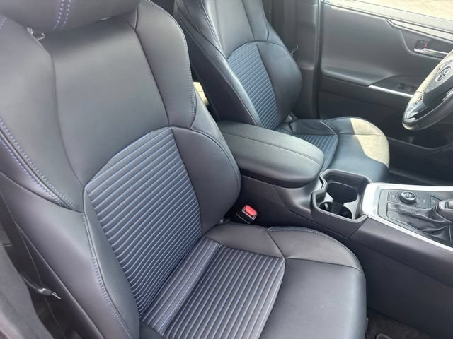 Used 2021 Toyota RAV4 XSE AWD/4WD image 16
