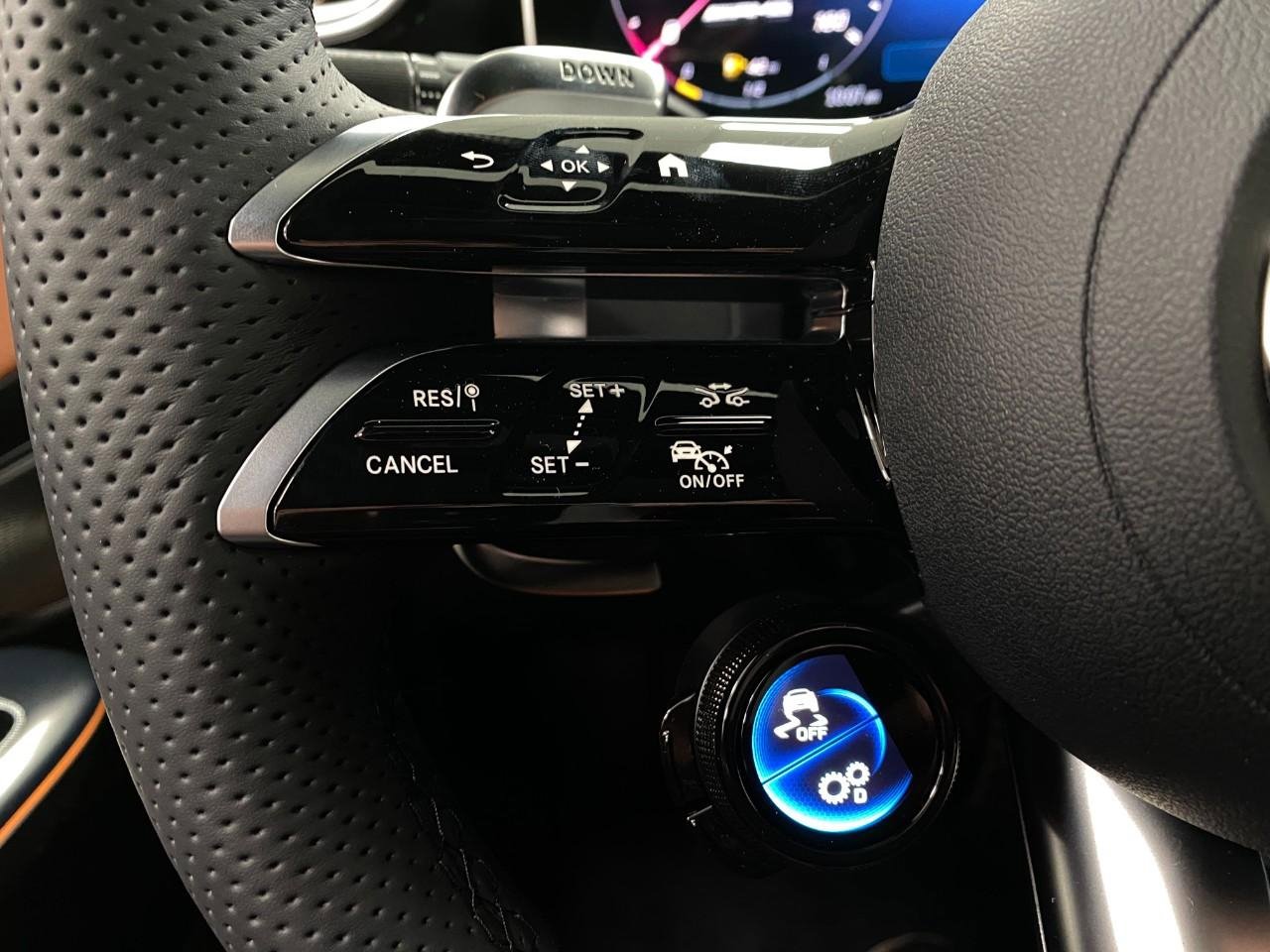 New 2026 Mercedes-Benz GLC 43 AMG 4MATIC image 17