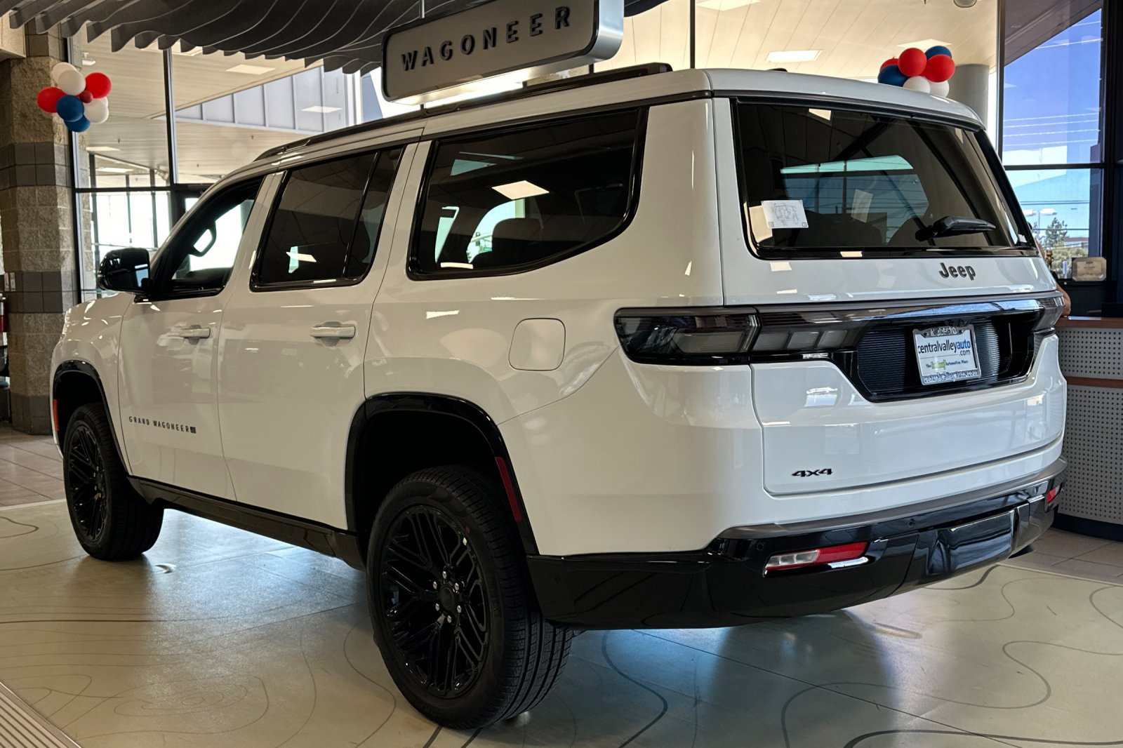 New 2026 Jeep Grand Wagoneer Limited AWD/4WD image 6