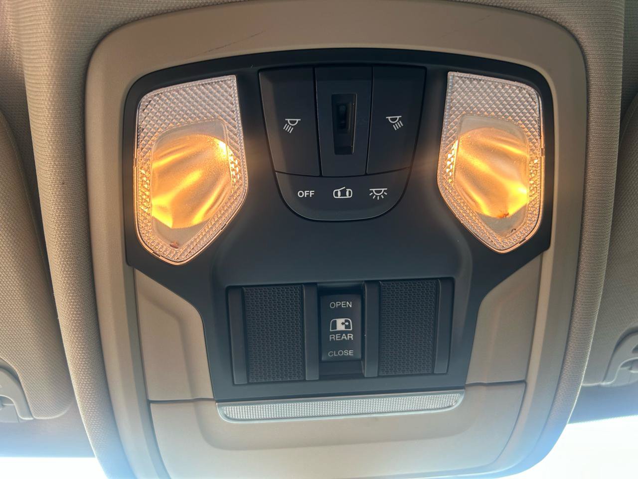 Used 2020 RAM 1500 Big Horn AWD/4WD image 26