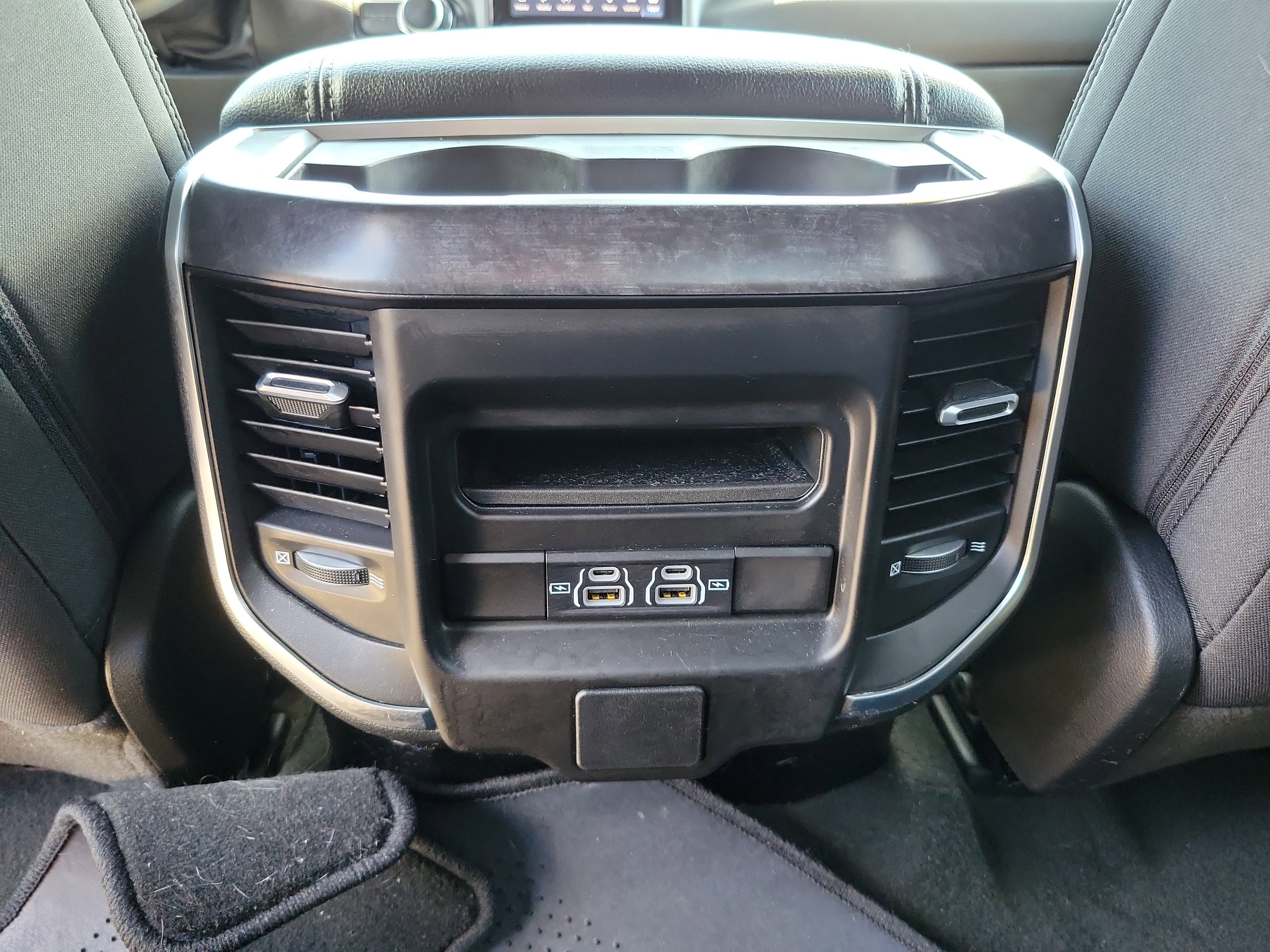 Used 2024 RAM 1500 Big Horn RWD image 10