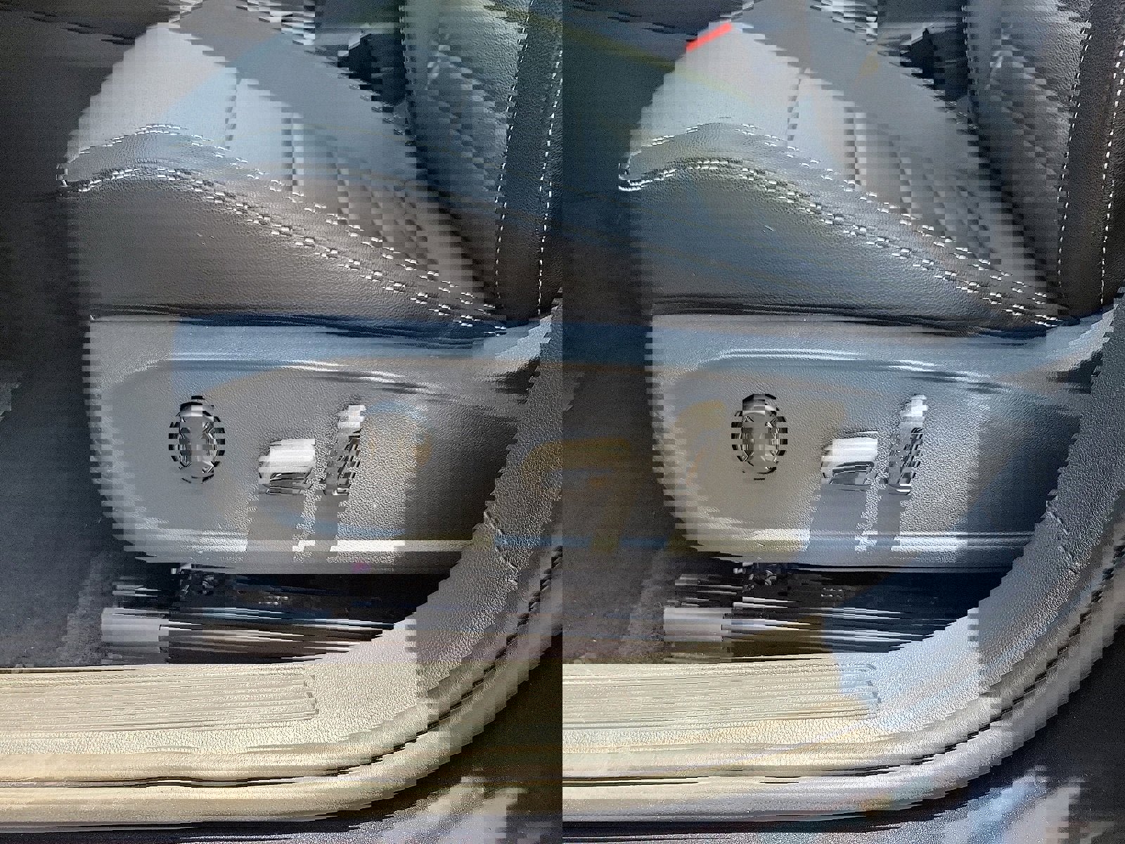 Used 2024 Volkswagen Jetta SE image 16