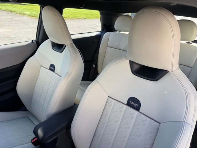 Used 2025 MINI Cooper S FWD image 17