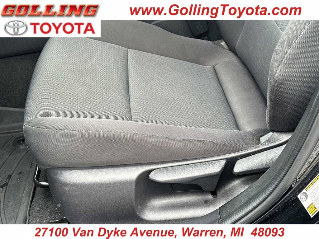 Used 2023 Toyota Prius LE image 17