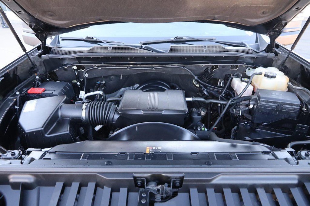 Used 2021 Chevrolet Silverado 2500 Custom w/ Custom Value Package image 23