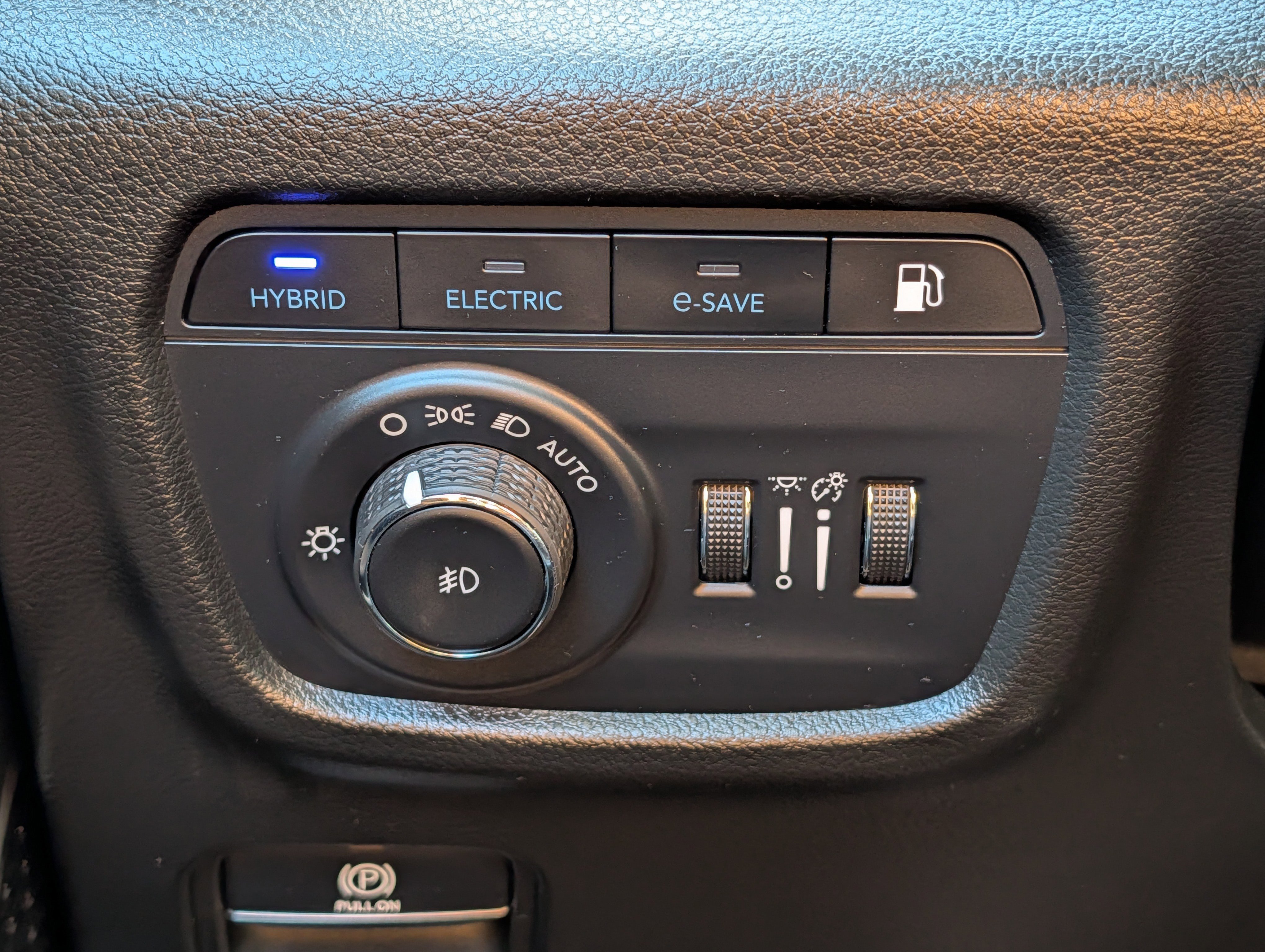 Used 2022 Jeep Grand Cherokee 4WD w/ Luxury Tech Group II image 26