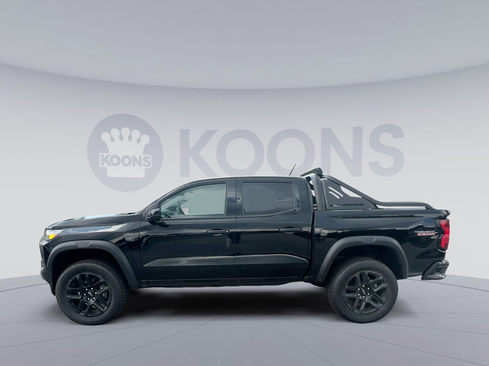 New 2025 Chevrolet Colorado Trail Boss w/ Midnight Edition image 2