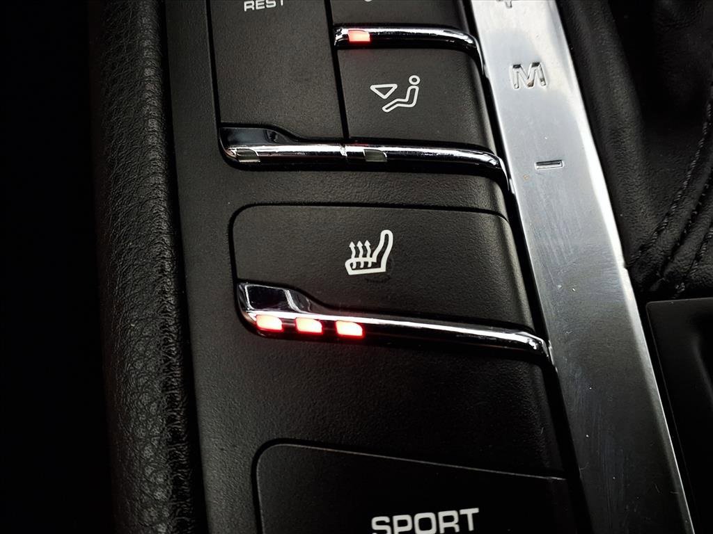 Used 2017 Porsche Macan image 15