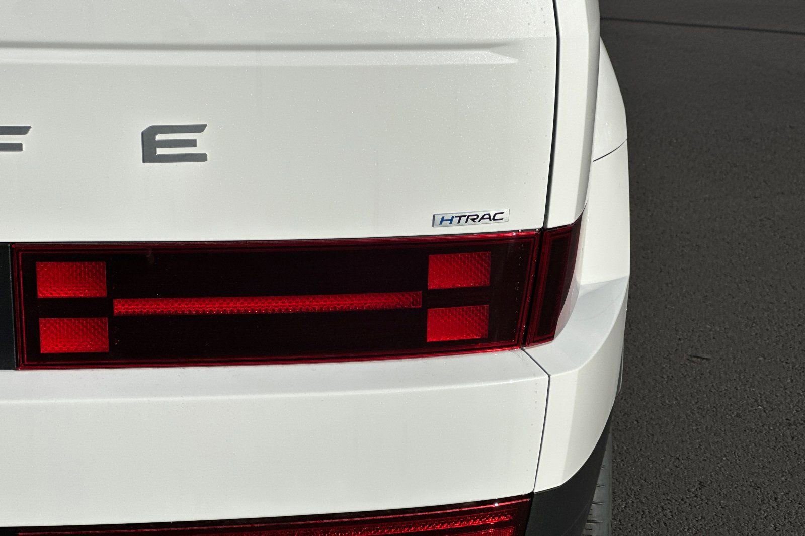 Used 2025 Hyundai Santa Fe SE image 24