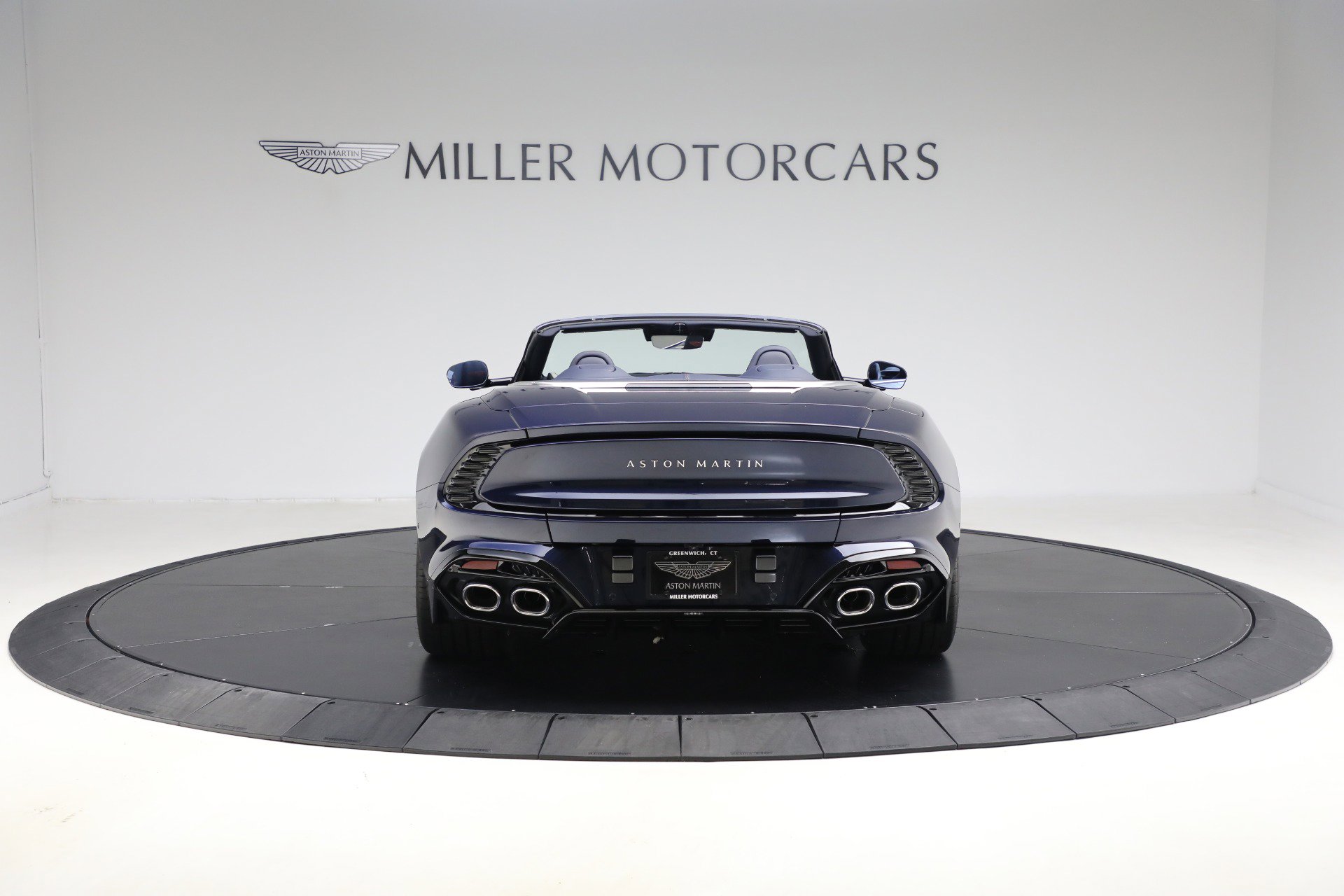 New 2026 Aston Martin Vanquish Convertible image 6