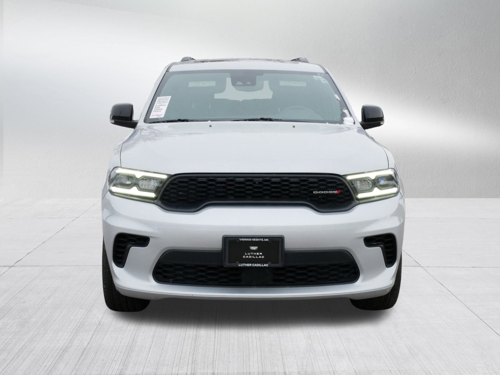 Used 2024 Dodge Durango GT image 2