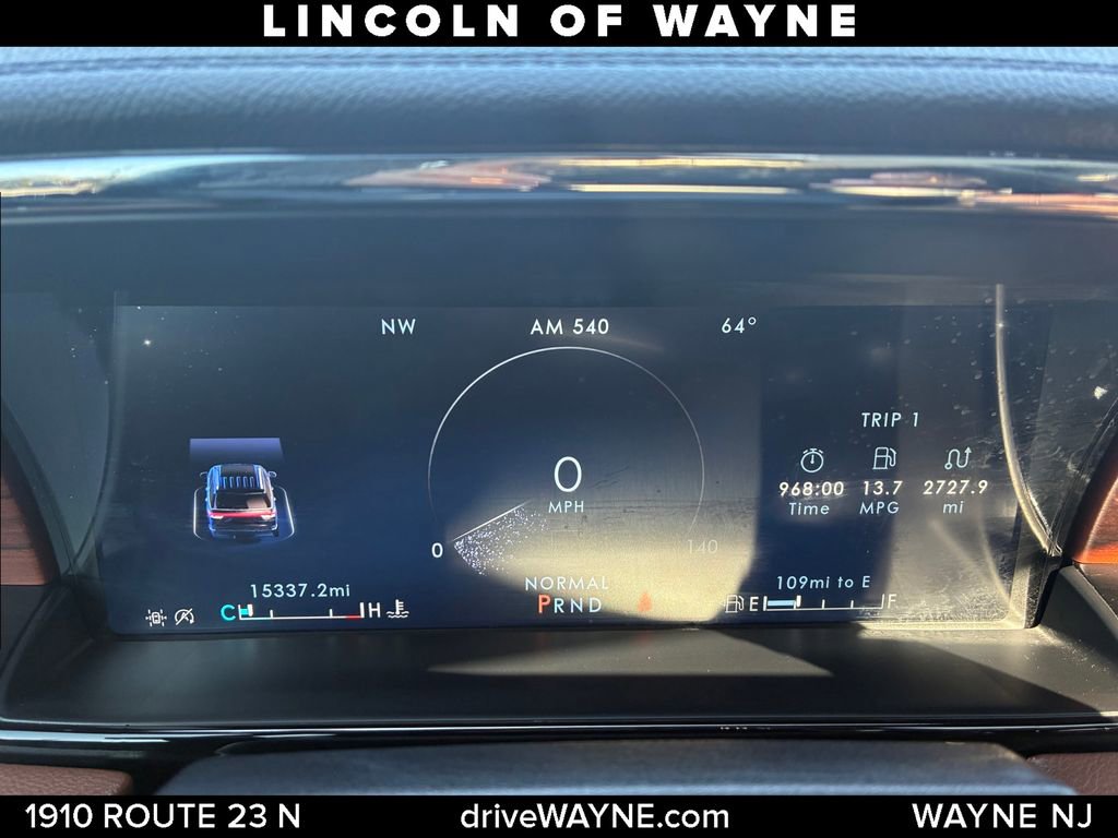 Used 2023 Lincoln Navigator Reserve AWD/4WD image 17